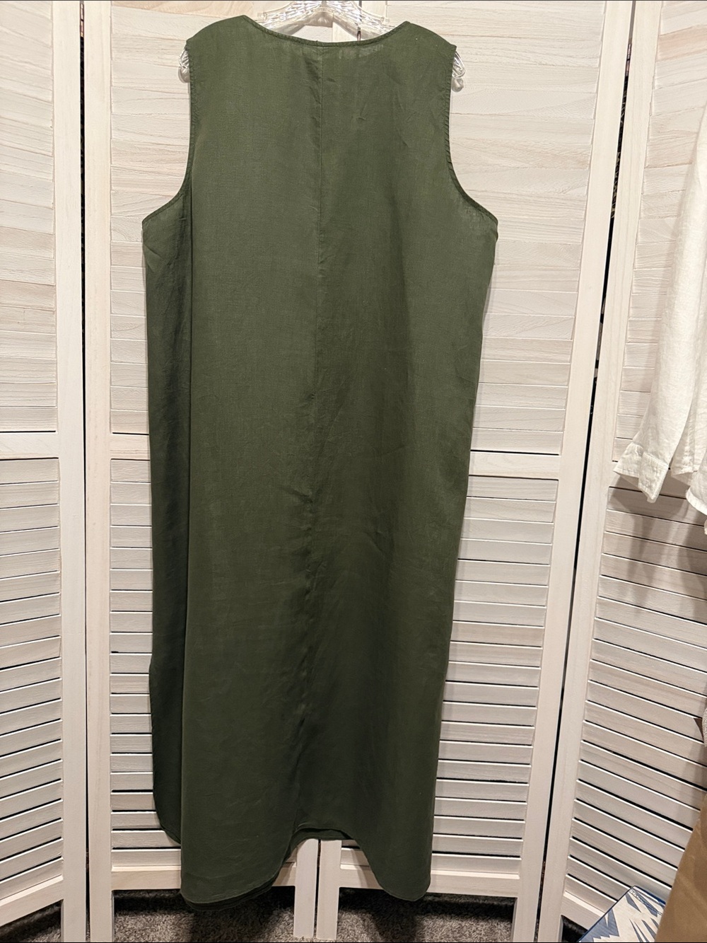 NWOT Sleeveless Linen Dress with Pockets. Olive. 3X - Picture 7 of 10